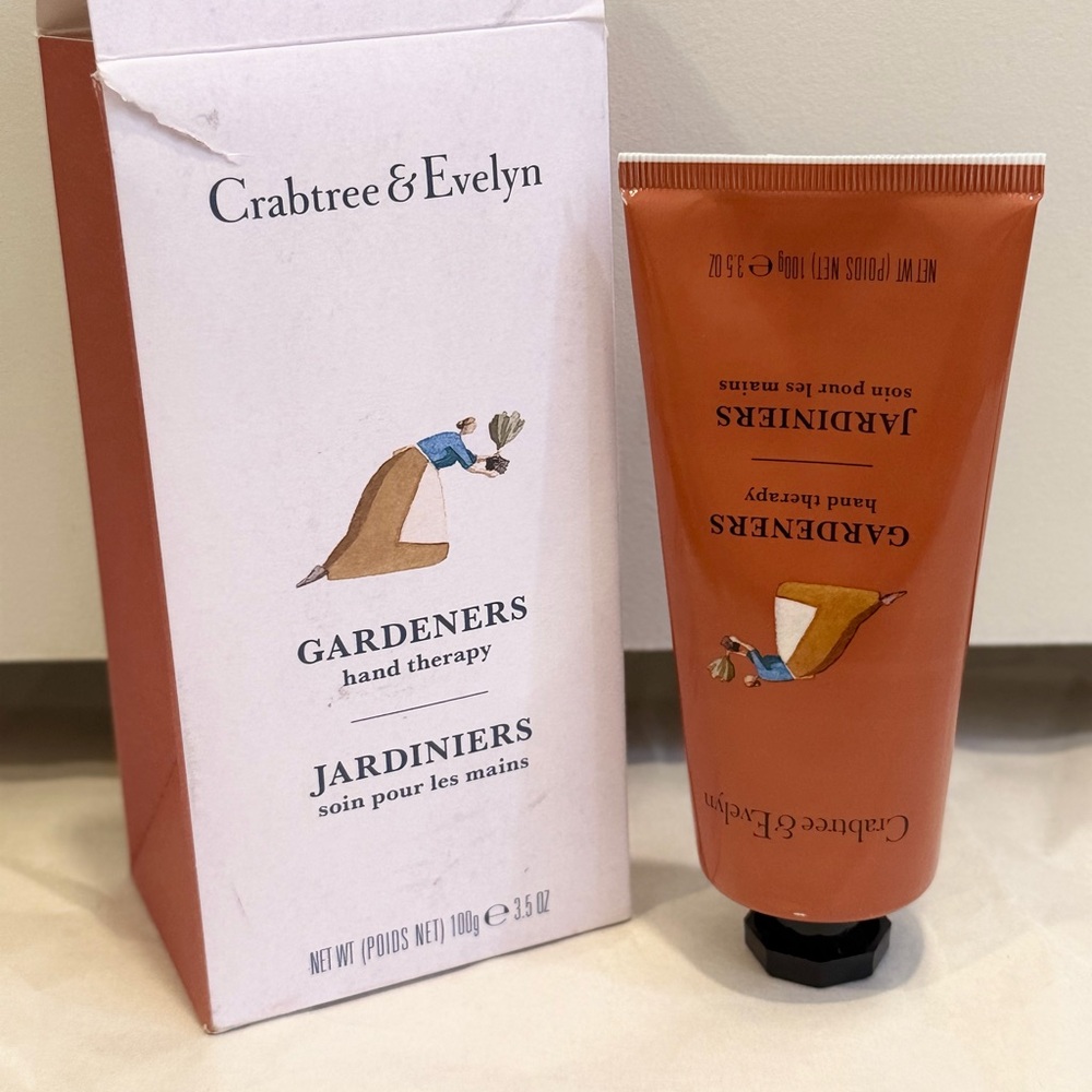 NWB Crabtree & Evelyn Gardeners Hand Therapy Cream - Gardeners Accents